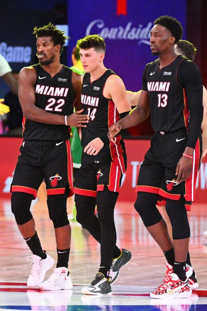 接杀与一次 接杀与一次