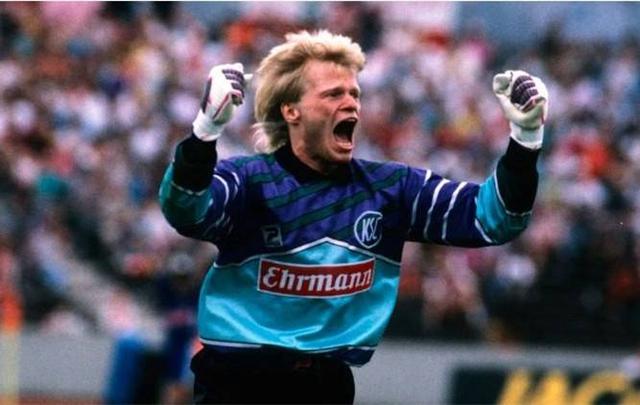 首触不盲抢 首触不盲抢