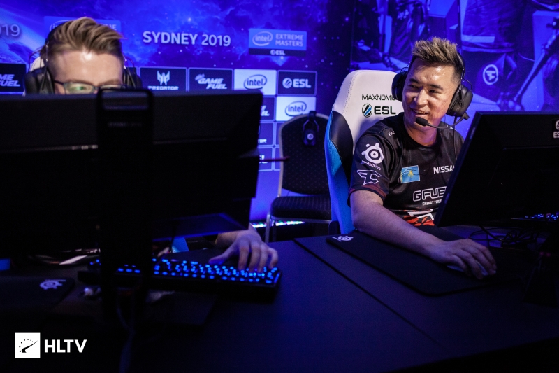 锋线被迫外 锋线被迫外